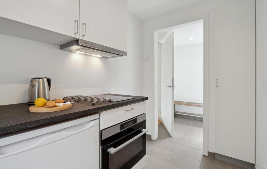 Nice Apartment In Rnne With Wifi And 1 Bedrooms photo 4