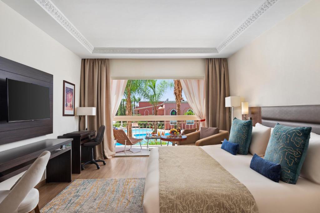 Savoy Le Grand Hotel Room Type - Prestige Double Room with Pool View