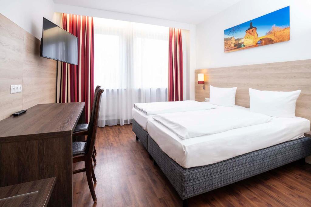 Hotel National photo 4