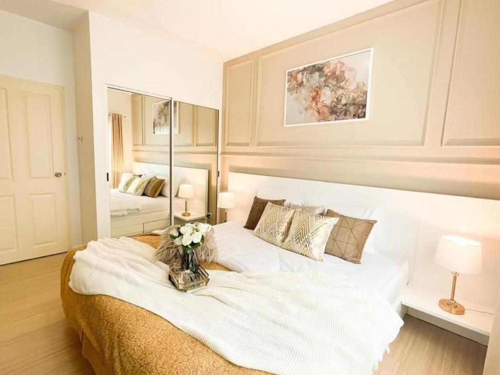 Cozy living at Sukhumvit 77 BTS Onnut, Bangkok City photo 1