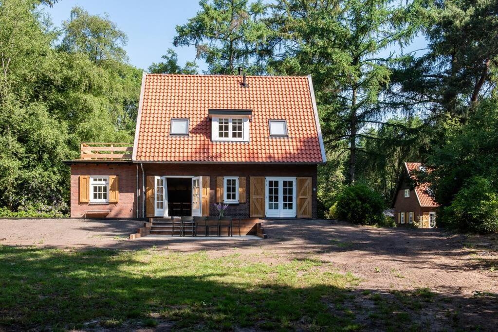 Fantastisch familiehuis met grote tuin I Bosrijk photo 2
