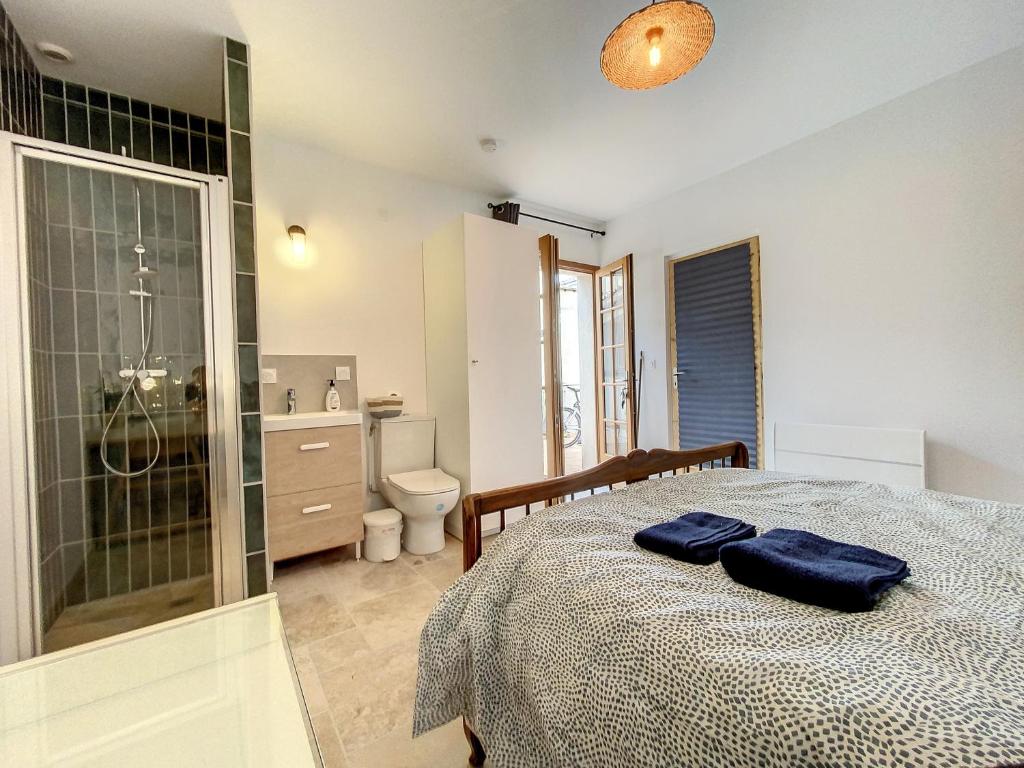 Appartement cosy avec cuisine équipée et terrasse ensoleillée photo 1