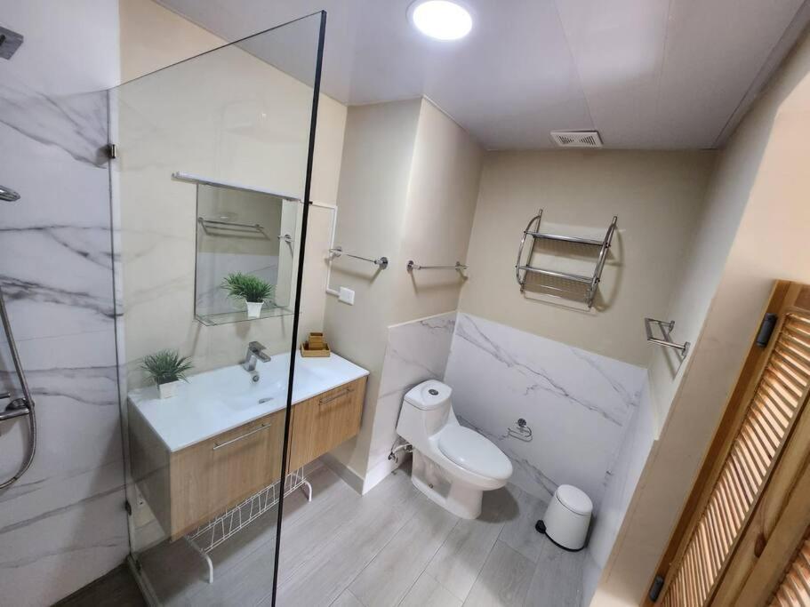 Apartamento moderno con piscina photo 3