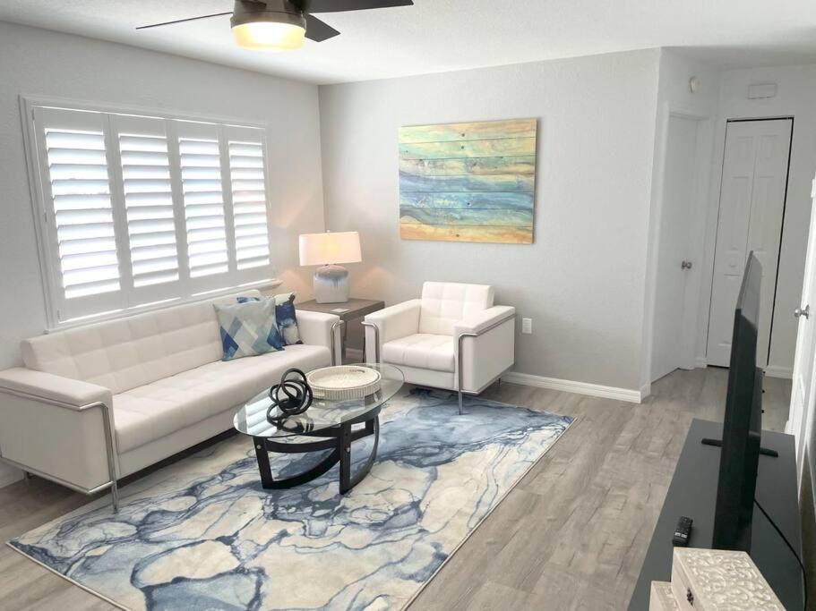 Modern Apartment - 4 of 4