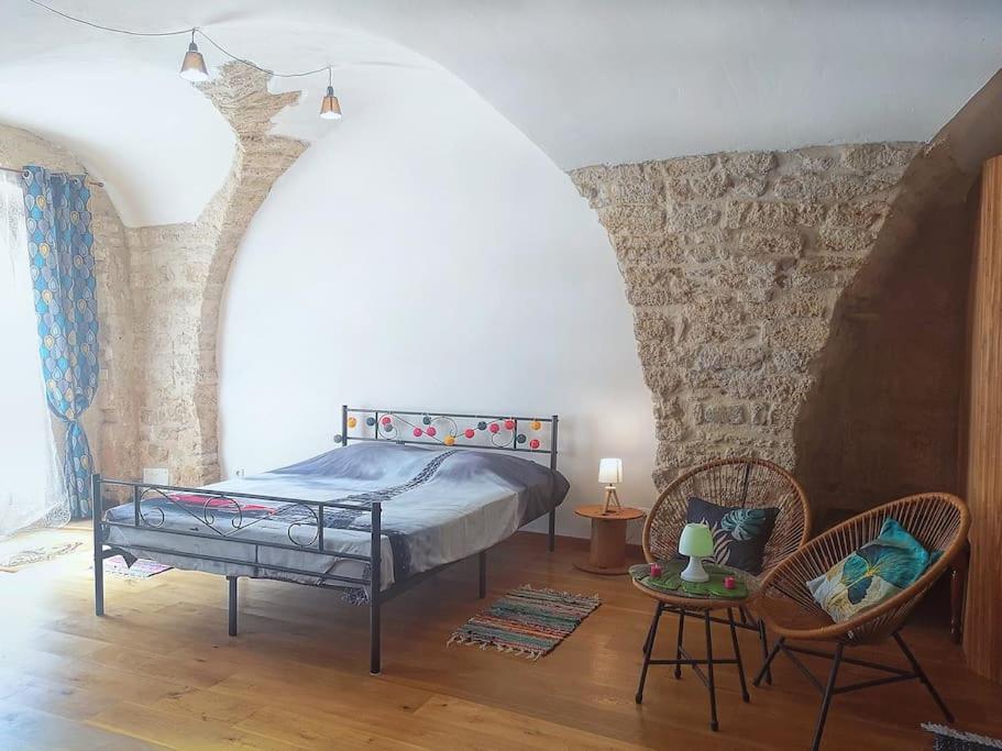 Pour amoureux de vieilles pierres •Logement entier photo 3