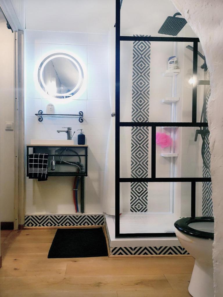 Pour amoureux de vieilles pierres •Logement entier photo 1
