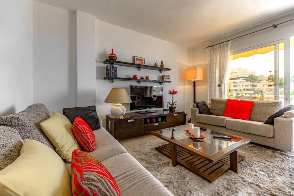 2 bedroom apartment in Los Gigantes photo 1