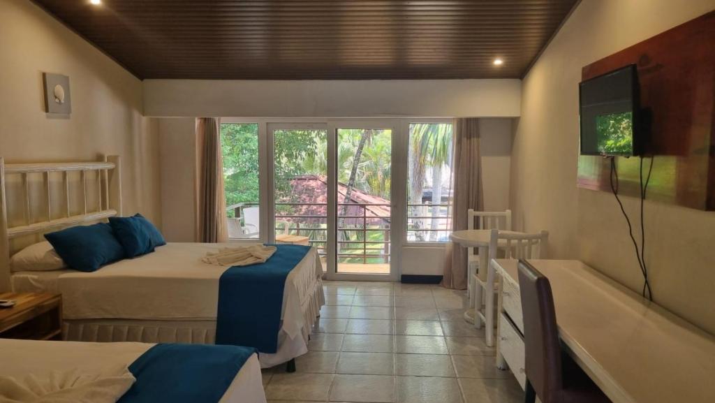 Hotel MarBrissa photo 4