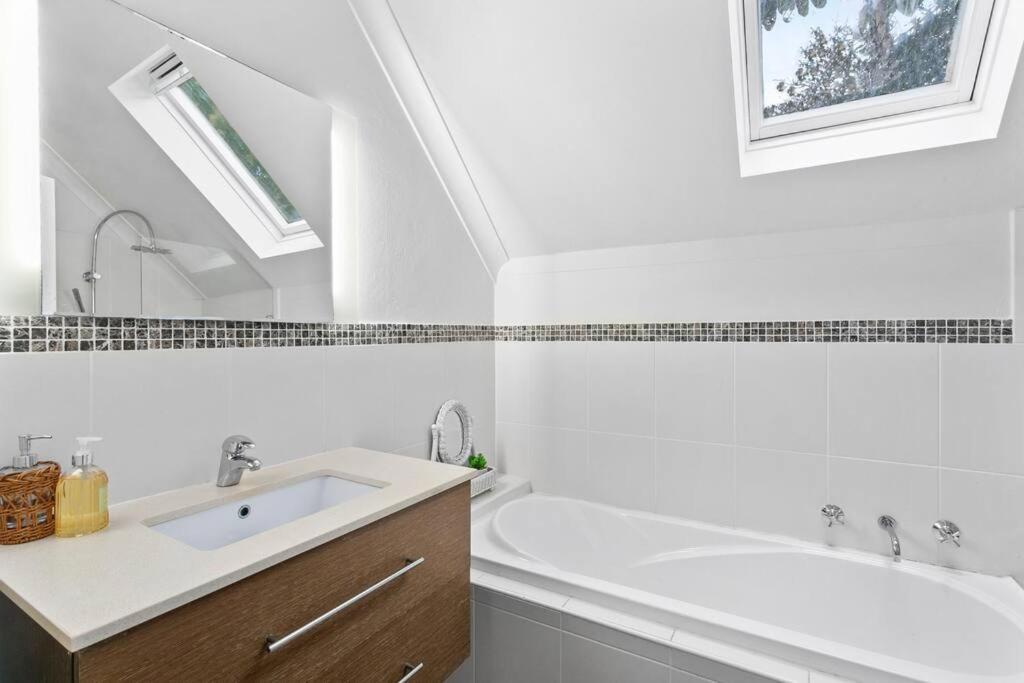 BARIS - Bariston Avenue Cremorne photo 4