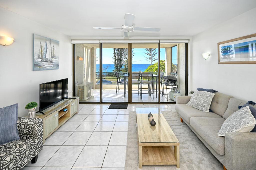 Beachfront Choices Choices Choices photo 1