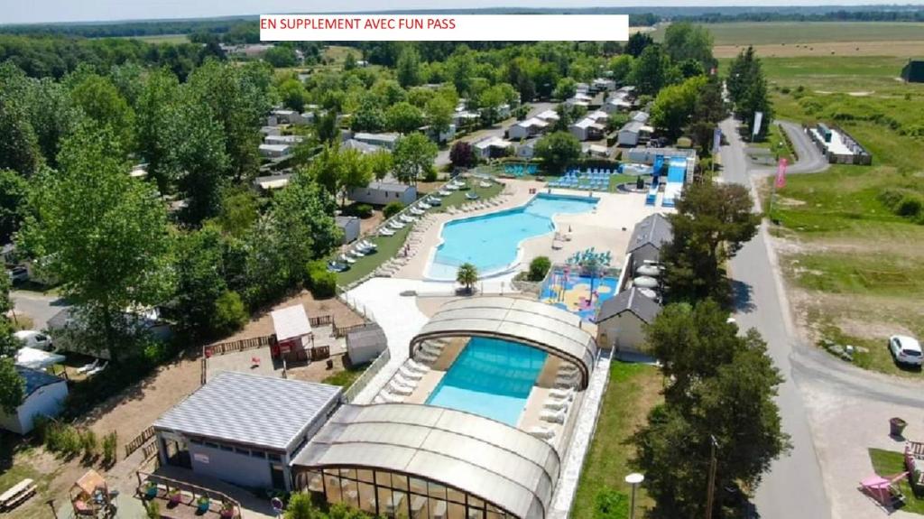 MHVACANCES LOUENT PLUSIEURS MOBILHOMES DANS CAMPING 4 ETOILES PROCHE CHATEAUX et ZOO BEAUVAL photo 1