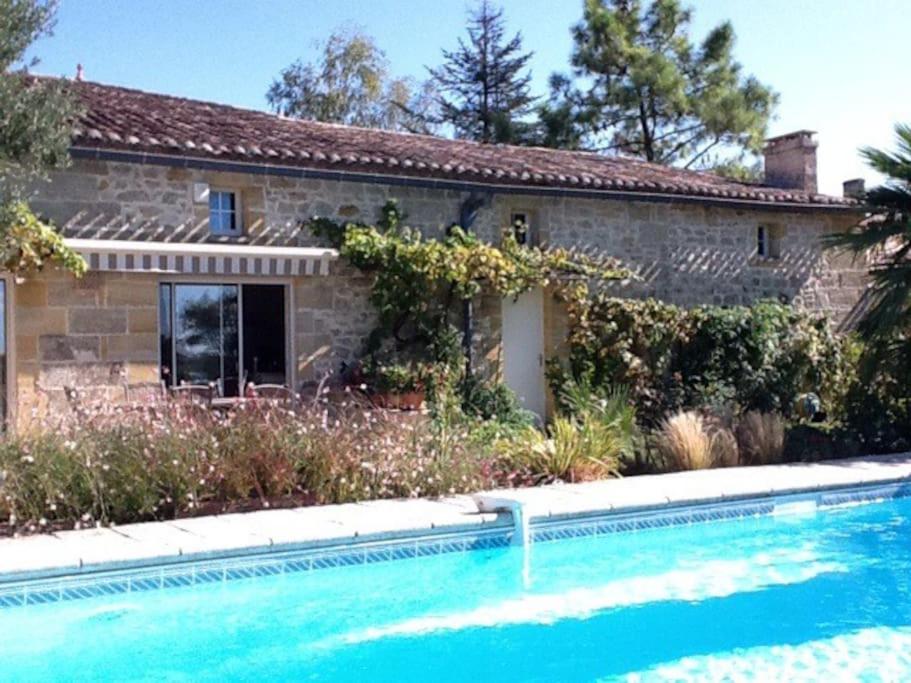 Studio with AC, pool & garden, 2km St Emilion photo 3