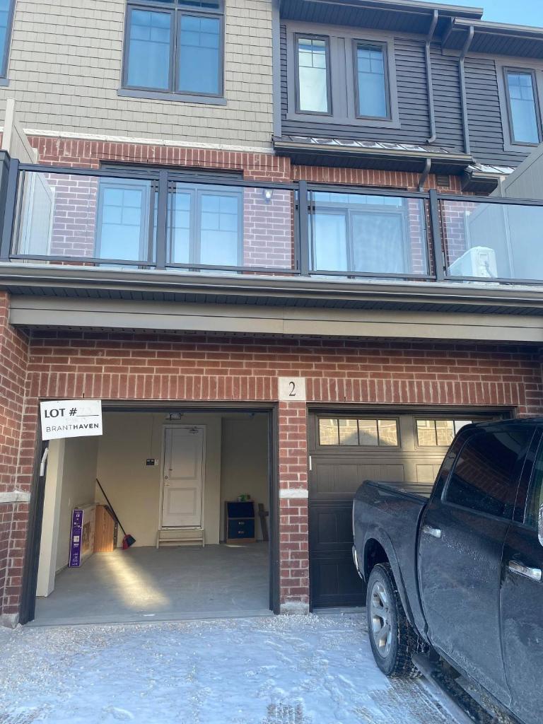 Luxurious town house with x2 Cars Garage no01 photo 4