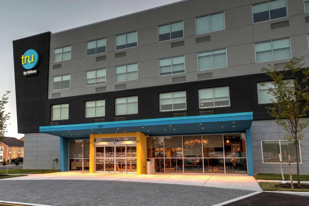 Tru By Hilton Georgetown photo 3