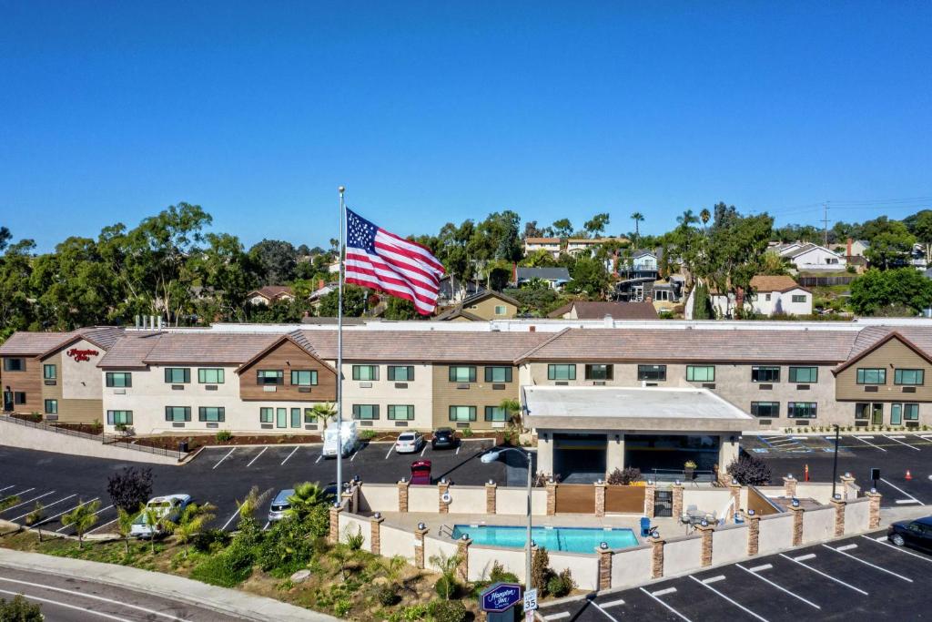 Hampton by Hilton Encinitas-Cardiff Beach Area photo 2