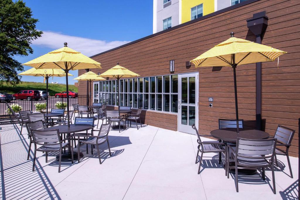 Hilton Garden Inn Kansas City Airport Mo photo 1