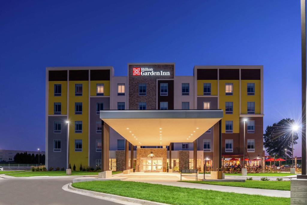 Hilton Garden Inn Kansas City Airport Mo photo 2