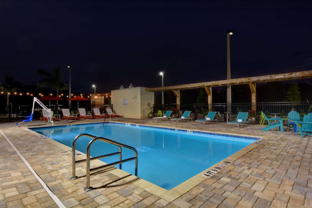 Home2 Suites by Hilton, Sarasota I-75 Bee Ridge, Fl photo 1