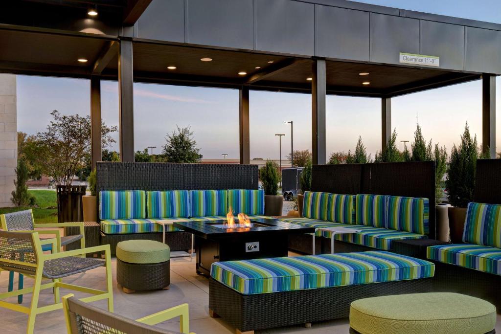 Home2 Suites By Hilton Lewisville Dallas photo 2