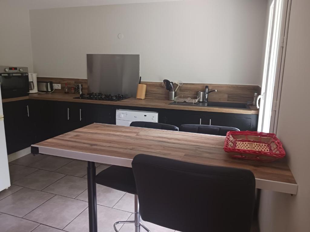 Loue appartement duplex de 90m2 refait à neuf photo 2
