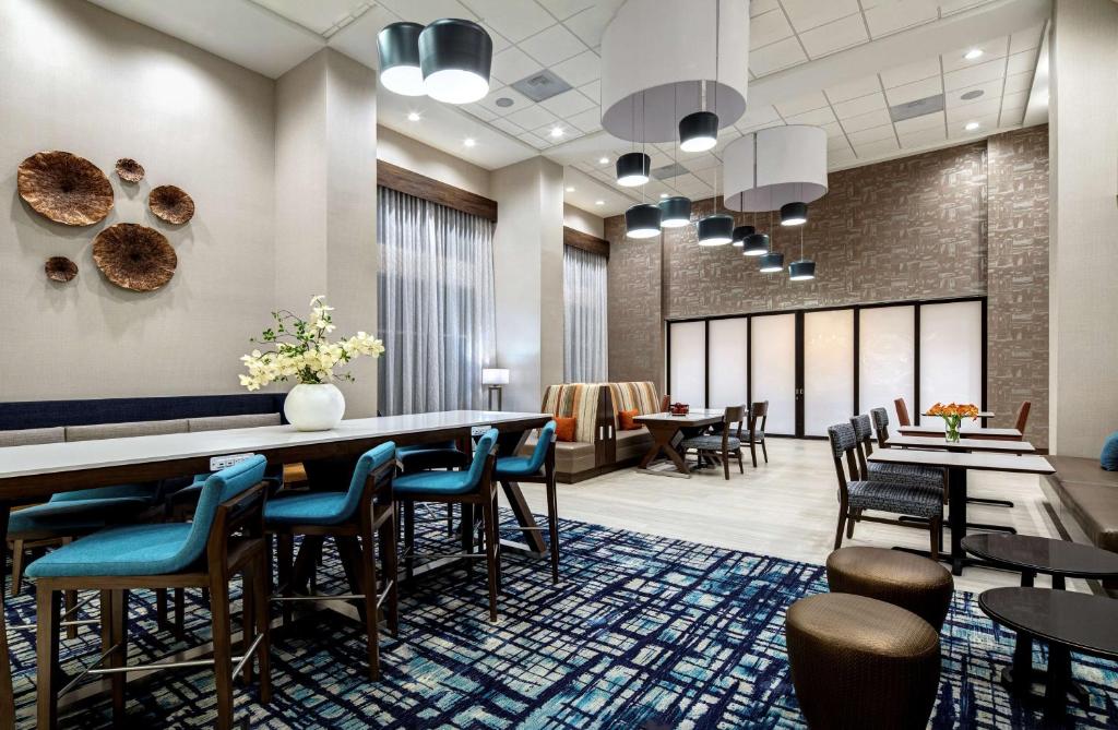 Hampton Inn & Suites Indio, Ca photo 2