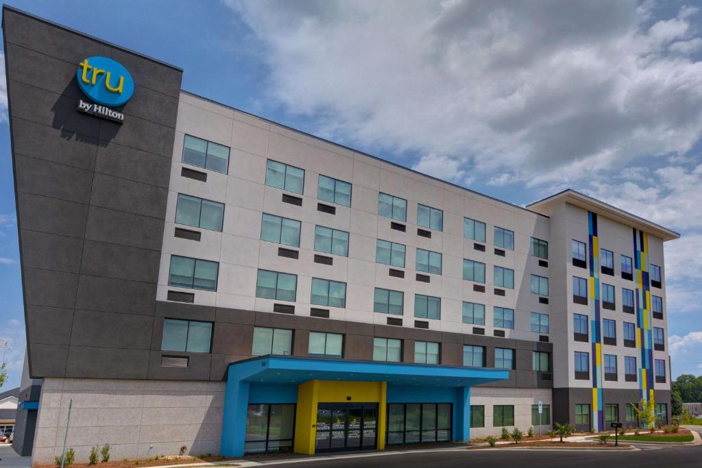 Tru By Hilton Fort Mill, SC image