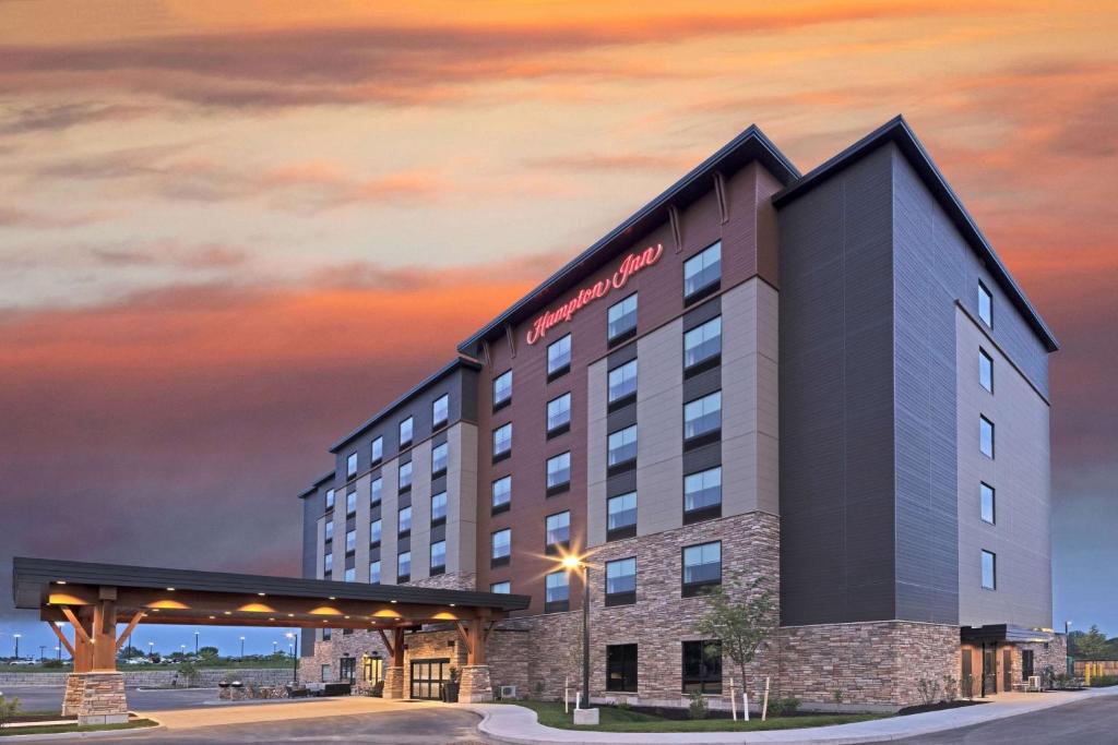Hampton Inn Verona at Turning Stone image