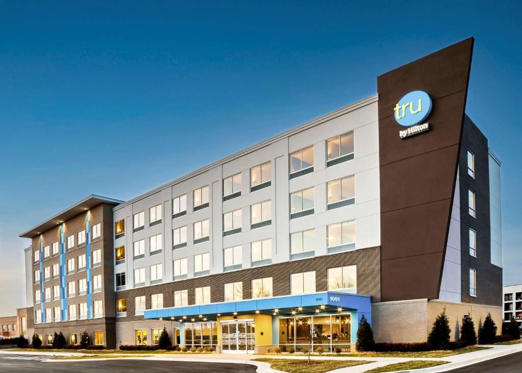 Tru by Hilton Franklin Cool Springs Nashville image