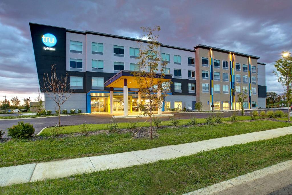 Tru By Hilton Monroe, Oh photo 2