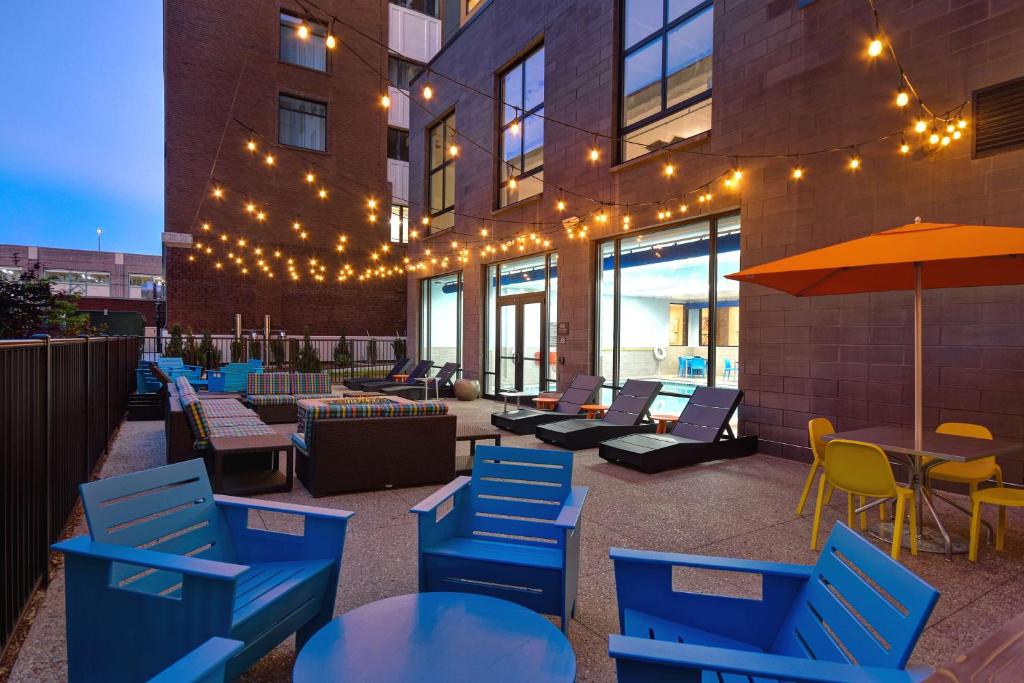 Hilton Garden Inn Kalamazoo Downtown photo 2