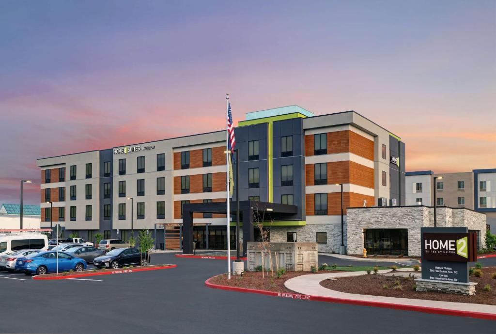 Home2 Suites by Hilton Salem image