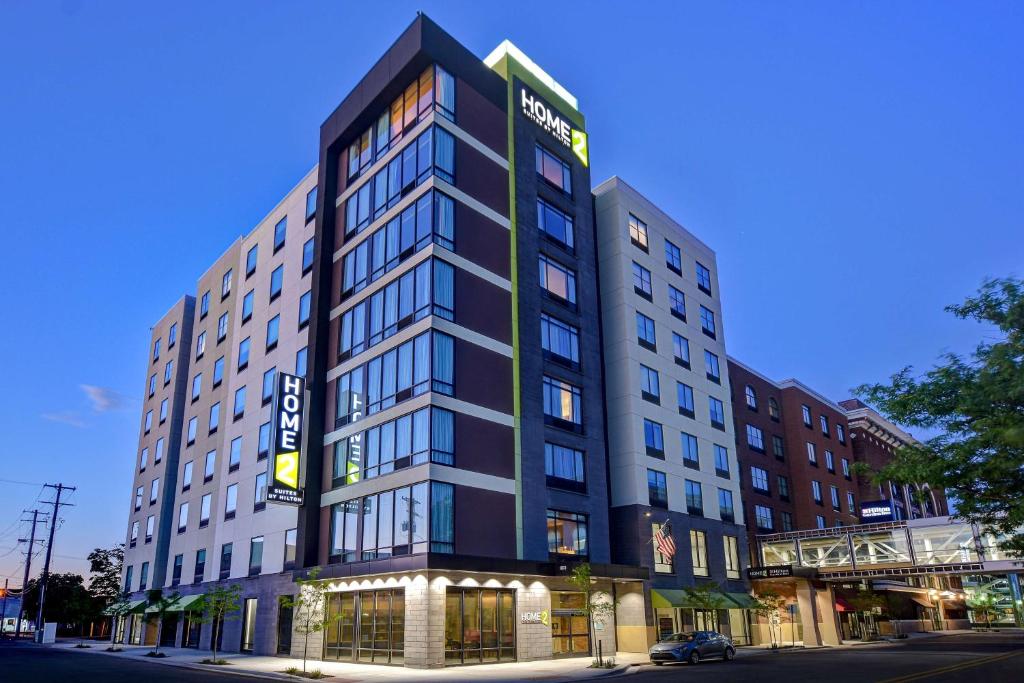 Home2 Suites By Hilton Kalamazoo Downtown, Mi photo 2