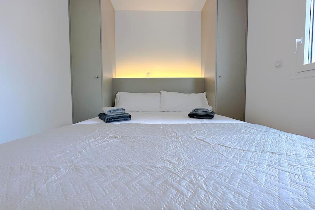 T3 B - Best place in Cala-Montgo beach Appartment with 3 beds, Air Conditioner & private parking photo 1