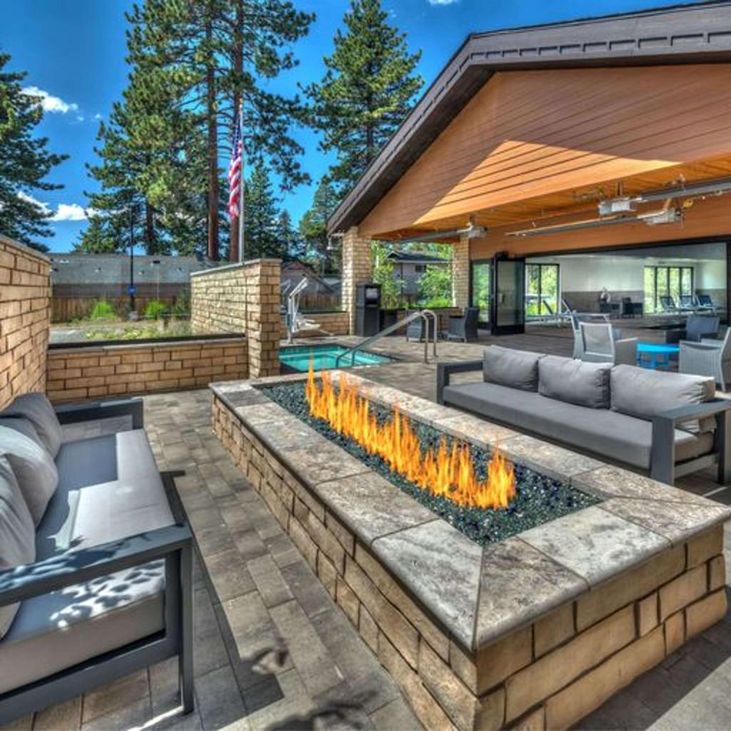 Hampton Inn & Suites South Lake Tahoe photo 4