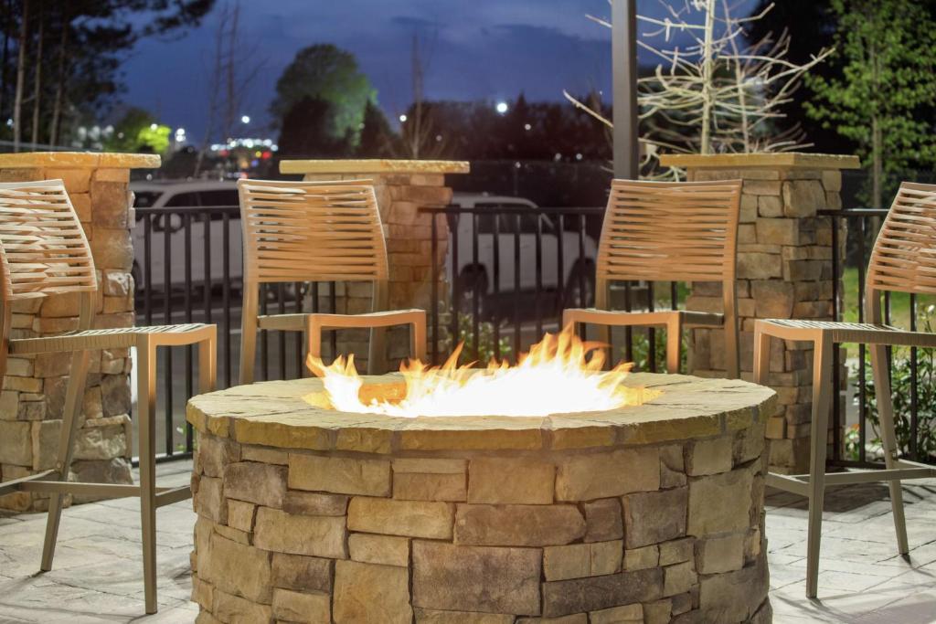 Homewood Suites By Hilton Mcdonough photo 1