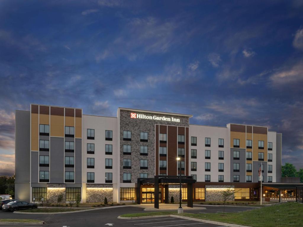 Hilton Garden Inn Jeffersonville, In photo 1