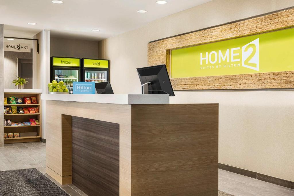 Home2 Suites By Hilton Colorado Springs I-25 Central photo 2