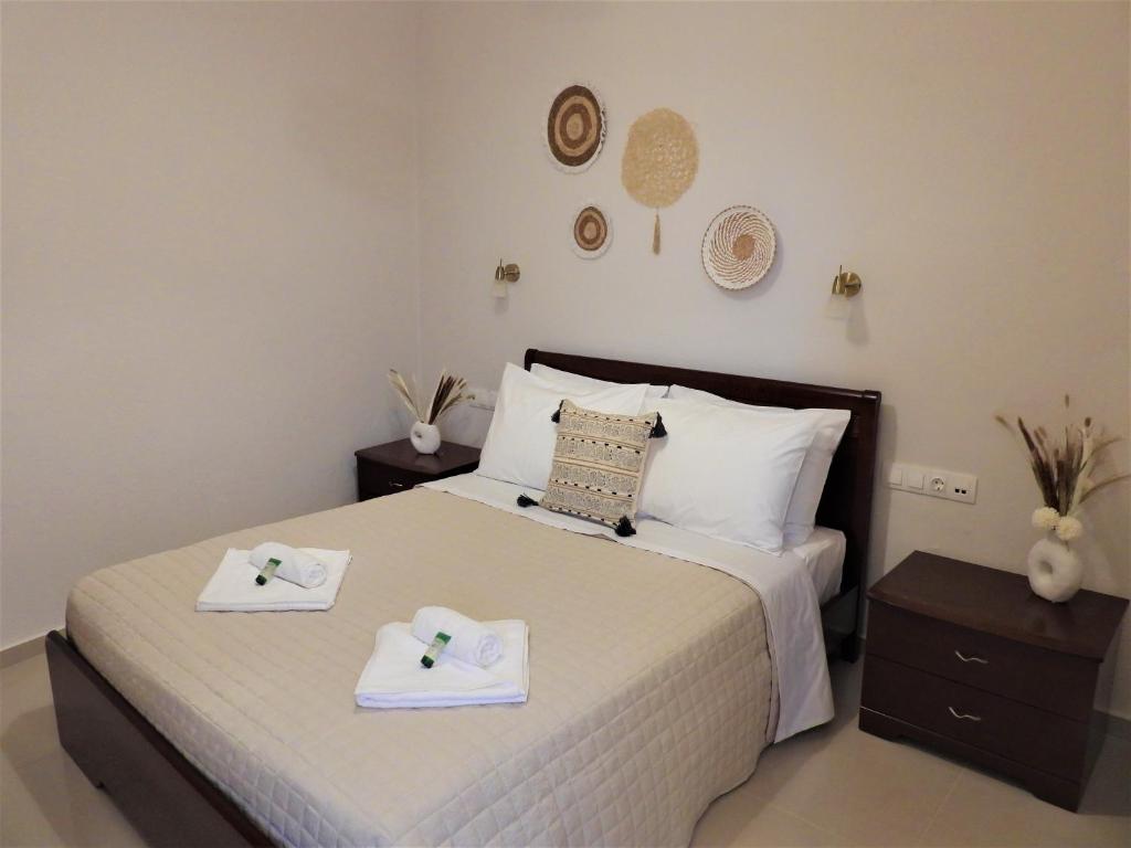 Serene, slow living house photo 2