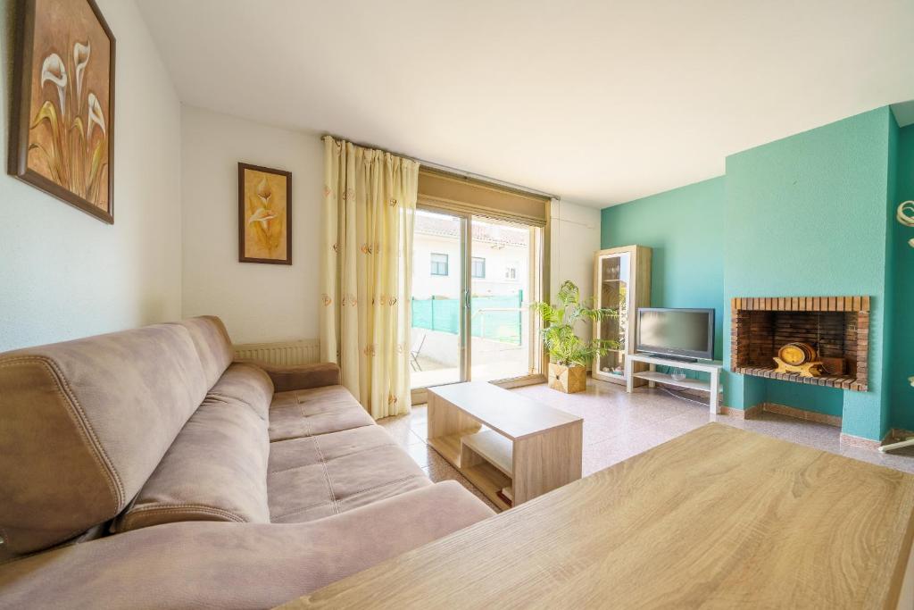 HomeHolidaysRentals Anglada - Costa Barcelona photo 3