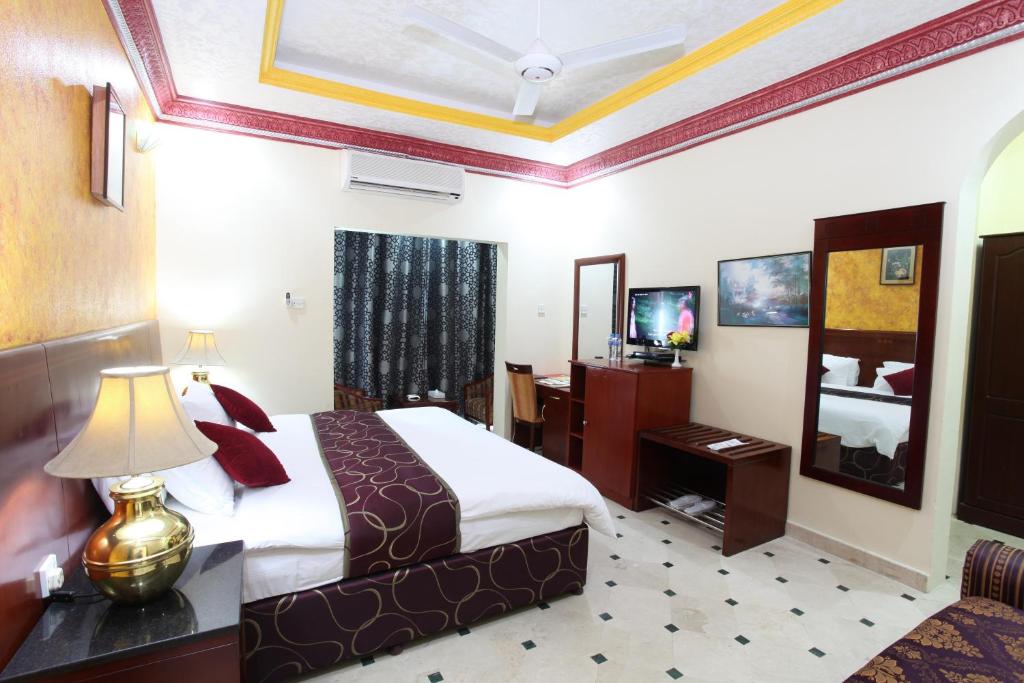 Al Bahjah Hotel photo 1