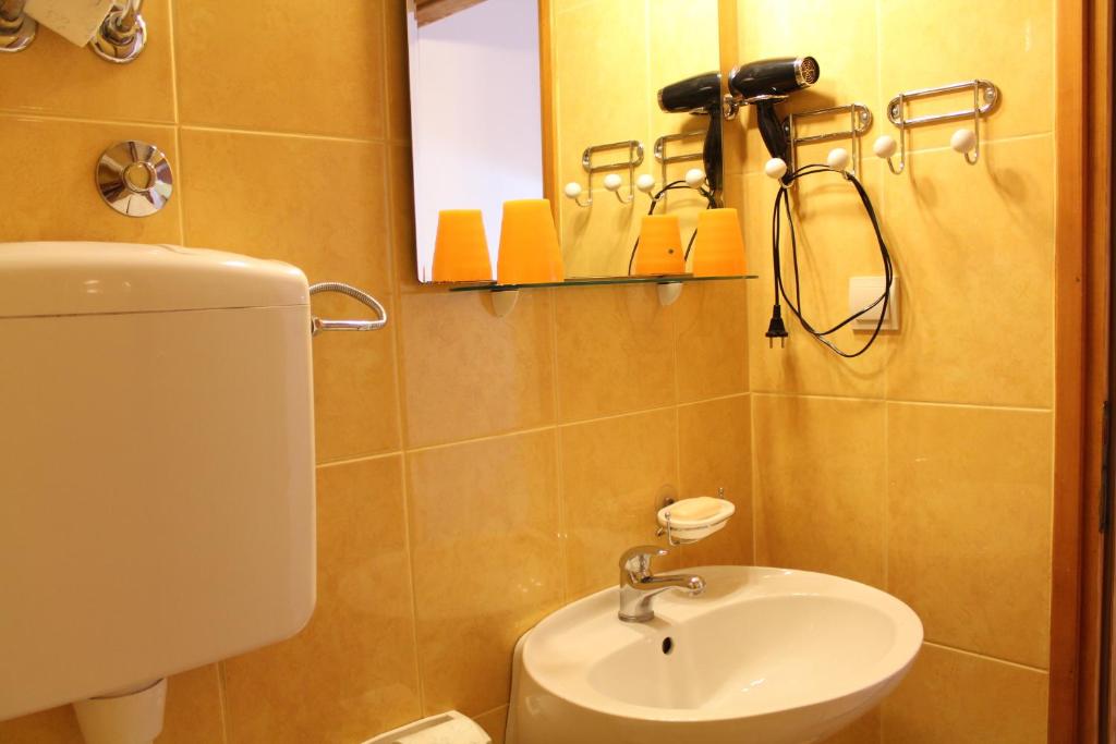 Студио (Номер-студио, вид на море (для 2 взрослых)), Guest House Tomanovic