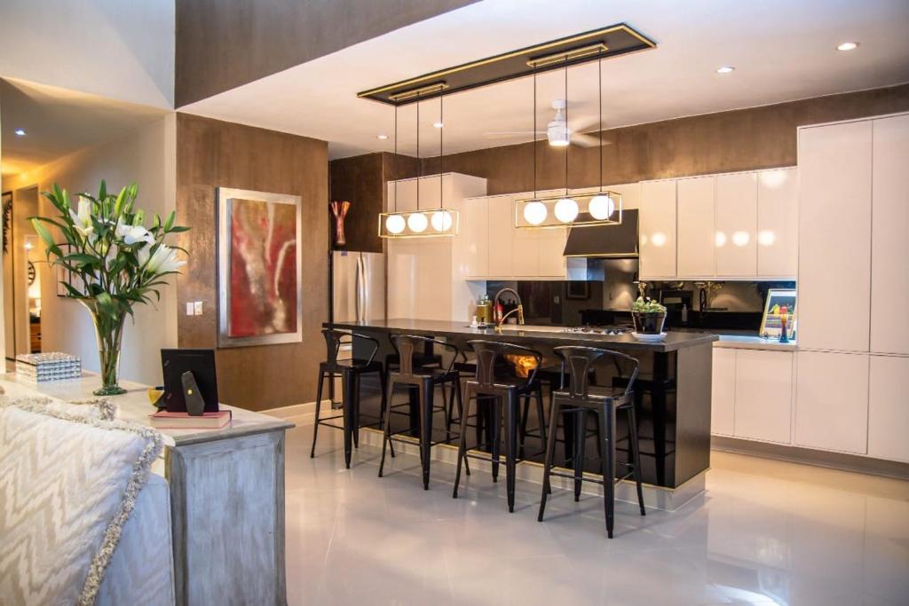 Lana's Luxury Casa photo 2