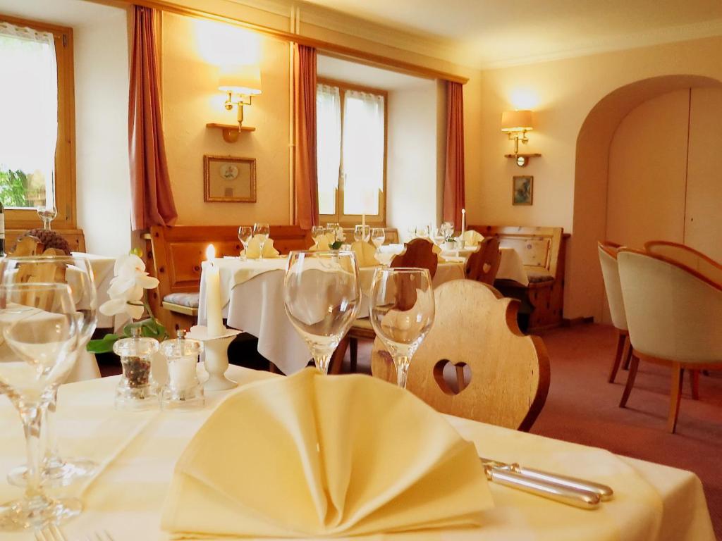 Hotel Schweizerhof Sta Maria photo 4