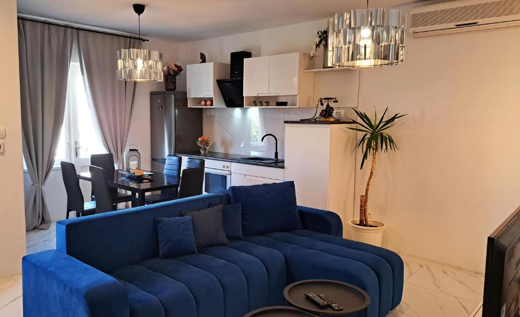 SJ Apartment