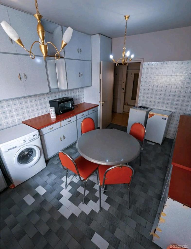 City center 3 bedroom apartment photo 2