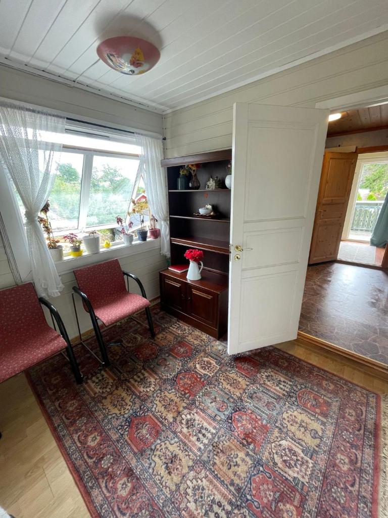 Koselig og stor enebolig til leie i Arendalsuke / ferie photo 4