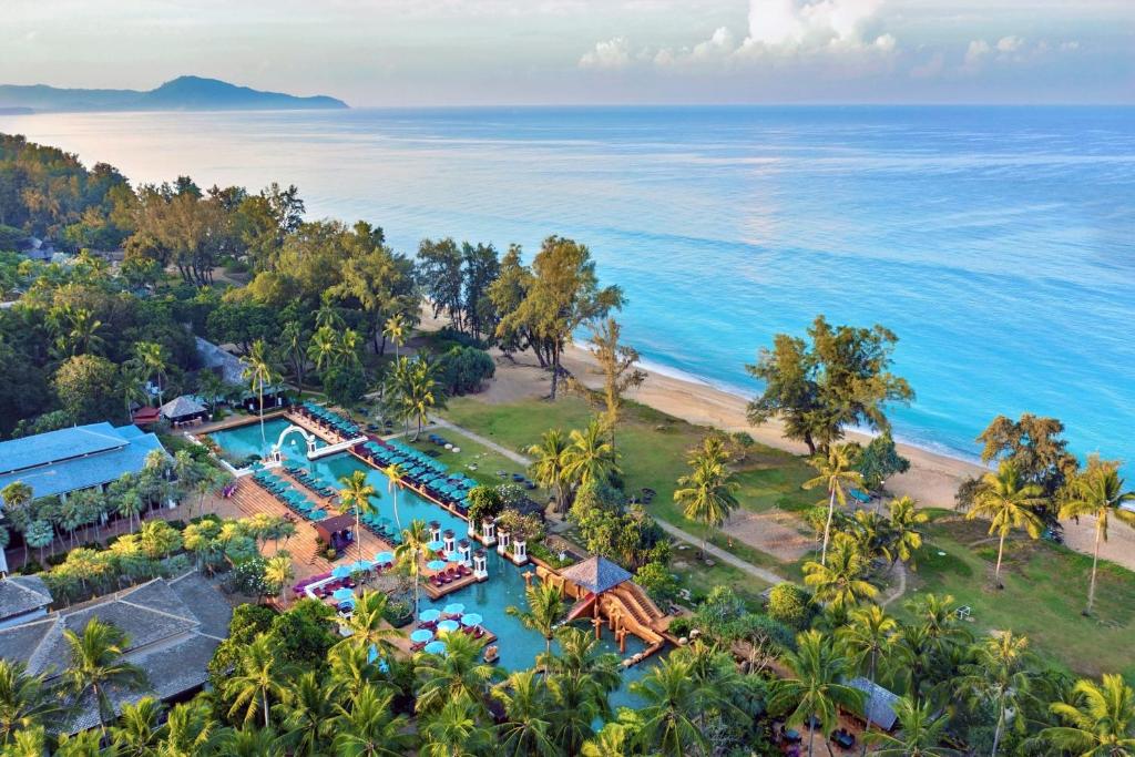 Marriott's Phuket Beach Club photo 3