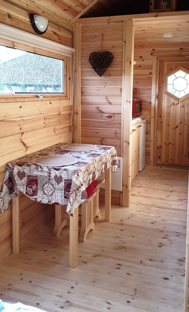 White wood tiny house photo 3
