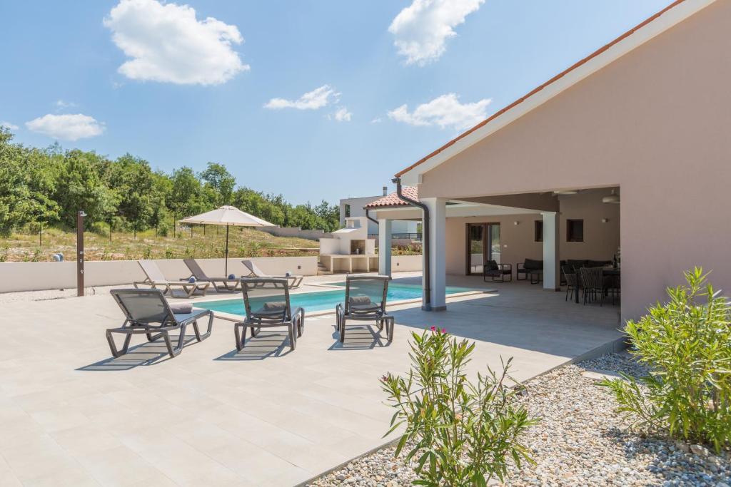 Villa Aria photo 3