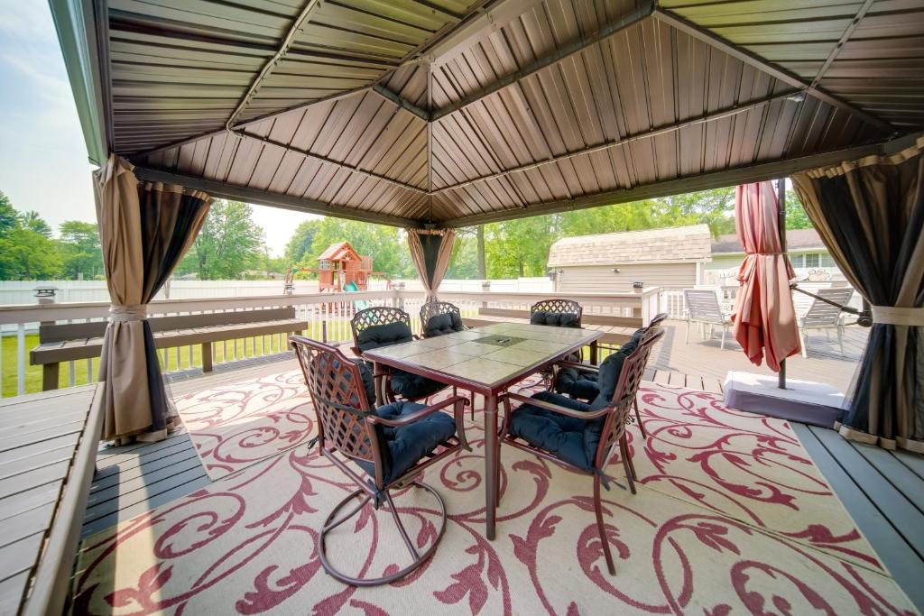 Geneva Retreat with Deck and Fenced Yard, Near Beaches photo 1